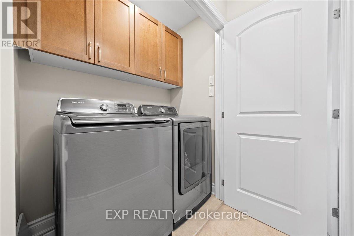 33 Solaris Drive, Ottawa, ON - Indoor Photo Showing Laundry Room