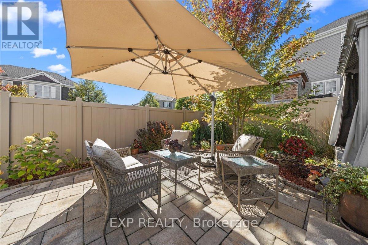 33 Solaris Drive, Ottawa, ON - Outdoor With Deck Patio Veranda