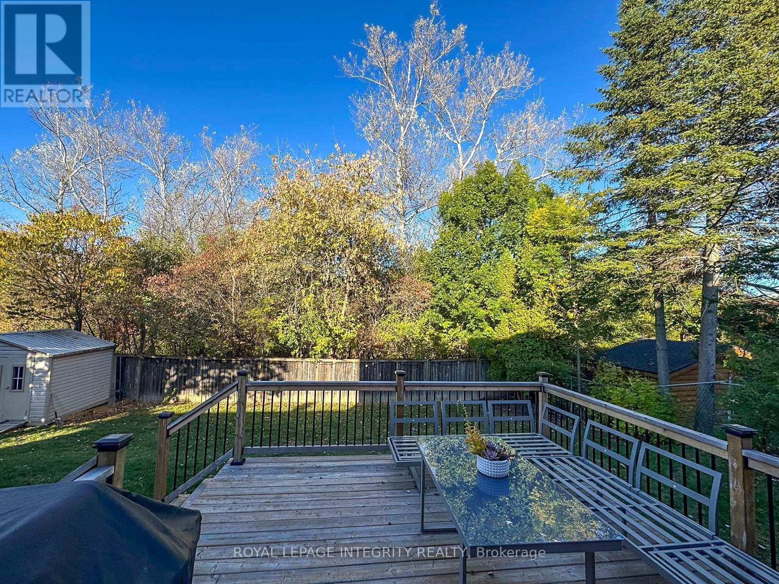 1055 Plante Drive, Ottawa, ON - Outdoor