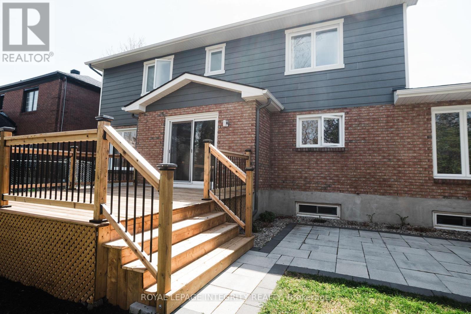Picture taken before tenant. - 1055 Plante Drive, Ottawa, ON - Outdoor With Exterior