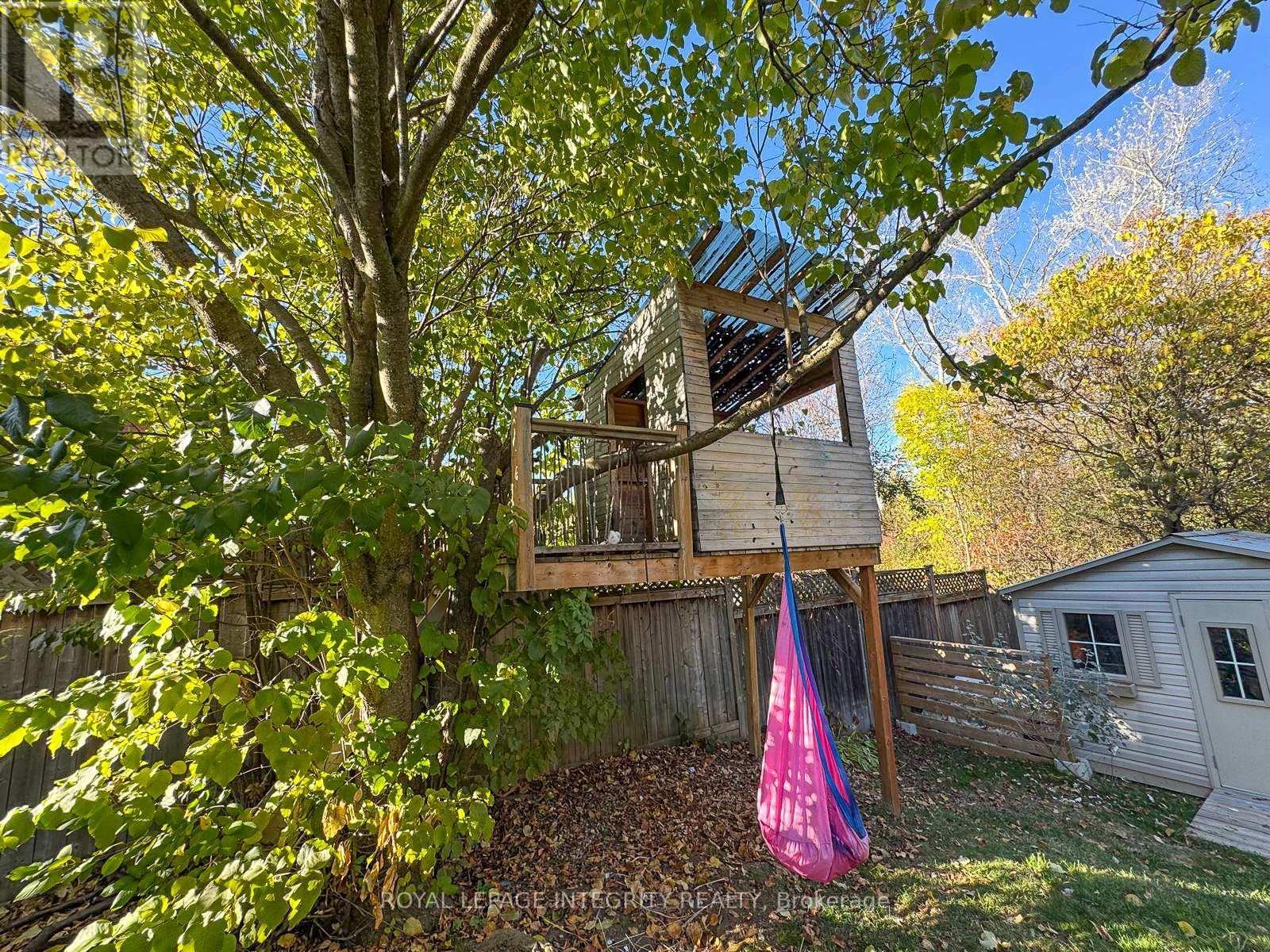 1055 Plante Drive, Ottawa, ON - Outdoor