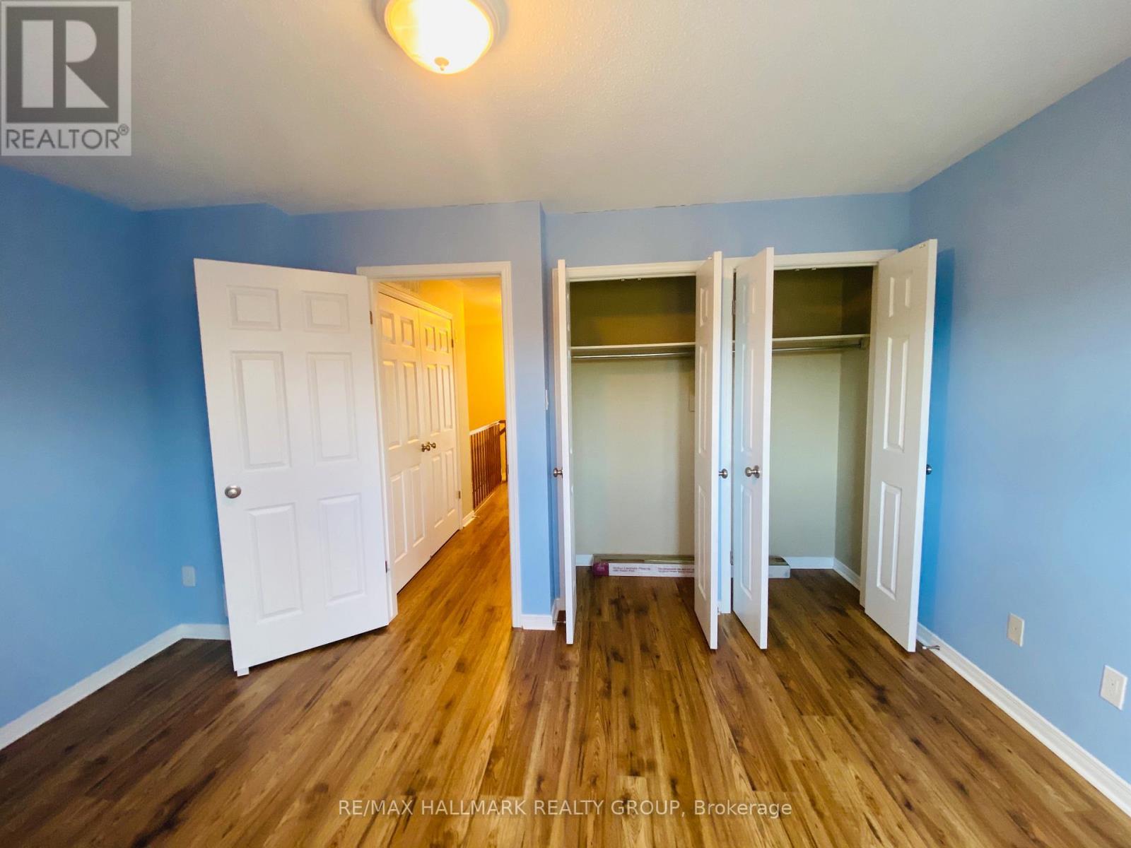 338 London Terrace, Ottawa, ON - Indoor