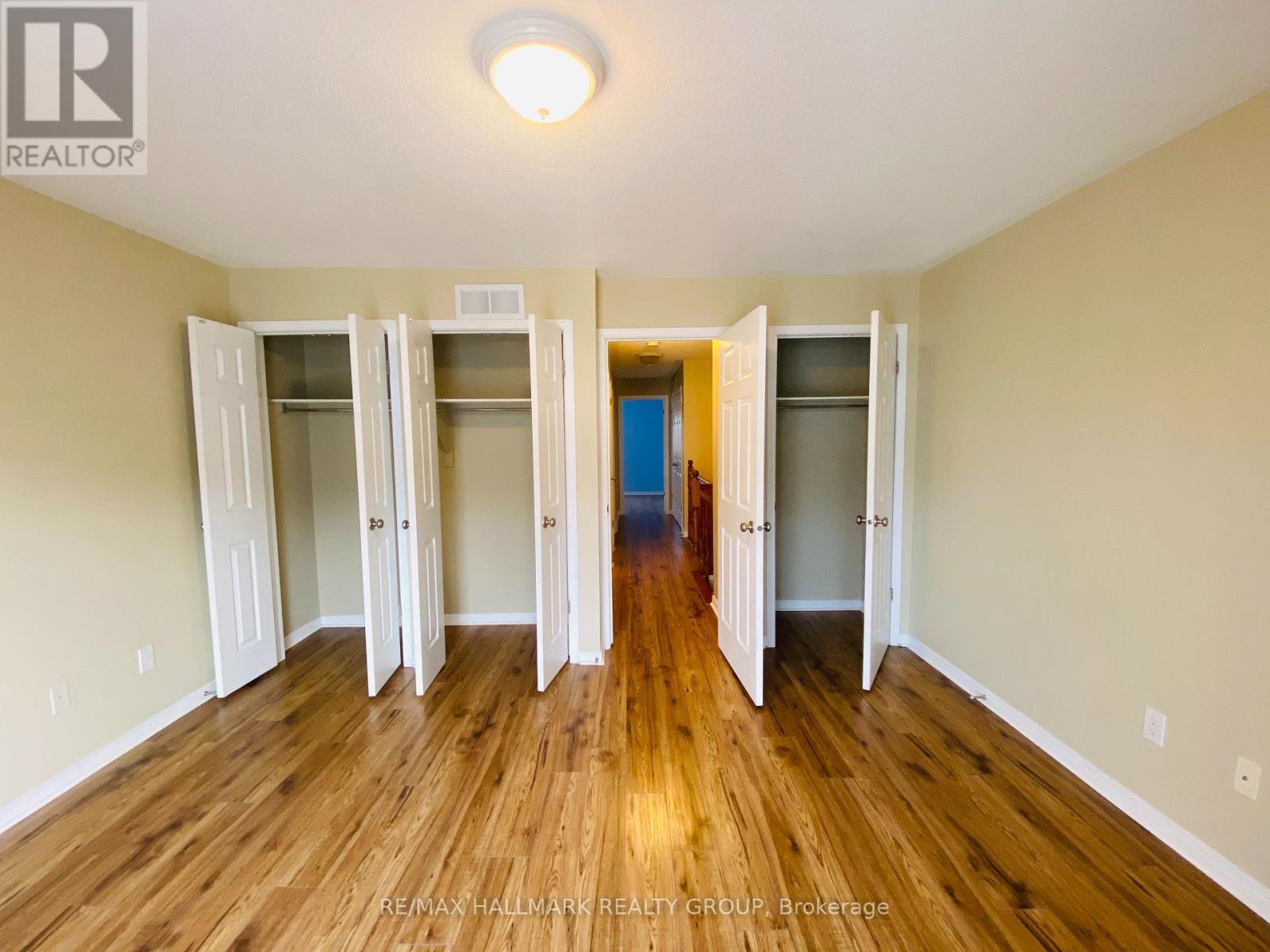 338 London Terrace, Ottawa, ON - Indoor Photo Showing Other Room