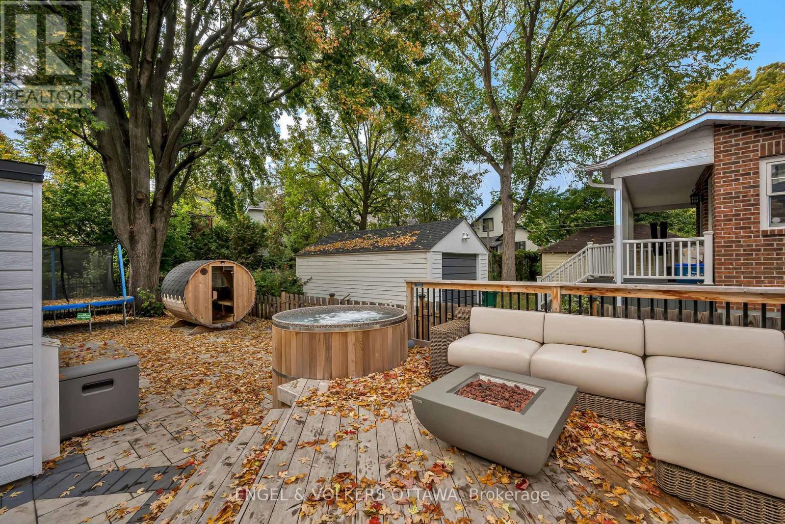 22 Harvard Avenue, Ottawa, ON - Outdoor With Exterior