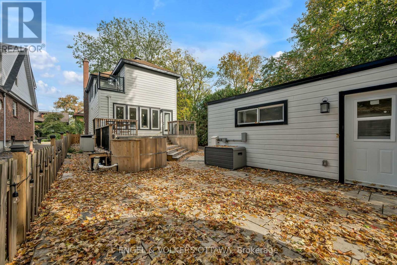22 Harvard Avenue, Ottawa, ON - Outdoor With Deck Patio Veranda With Exterior