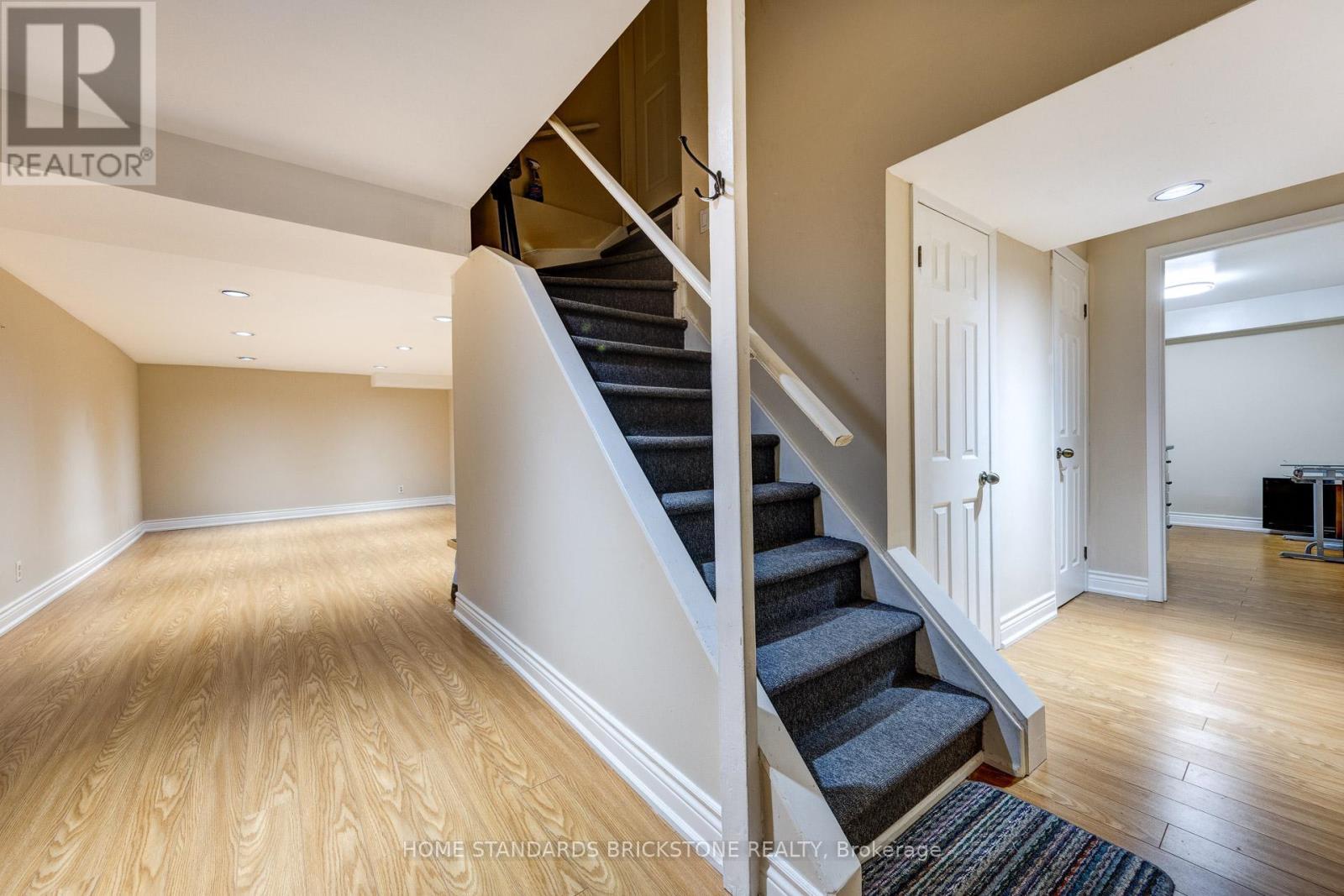 45 Spring Gate Boulevard, Vaughan, ON - Indoor Photo Showing Other Room