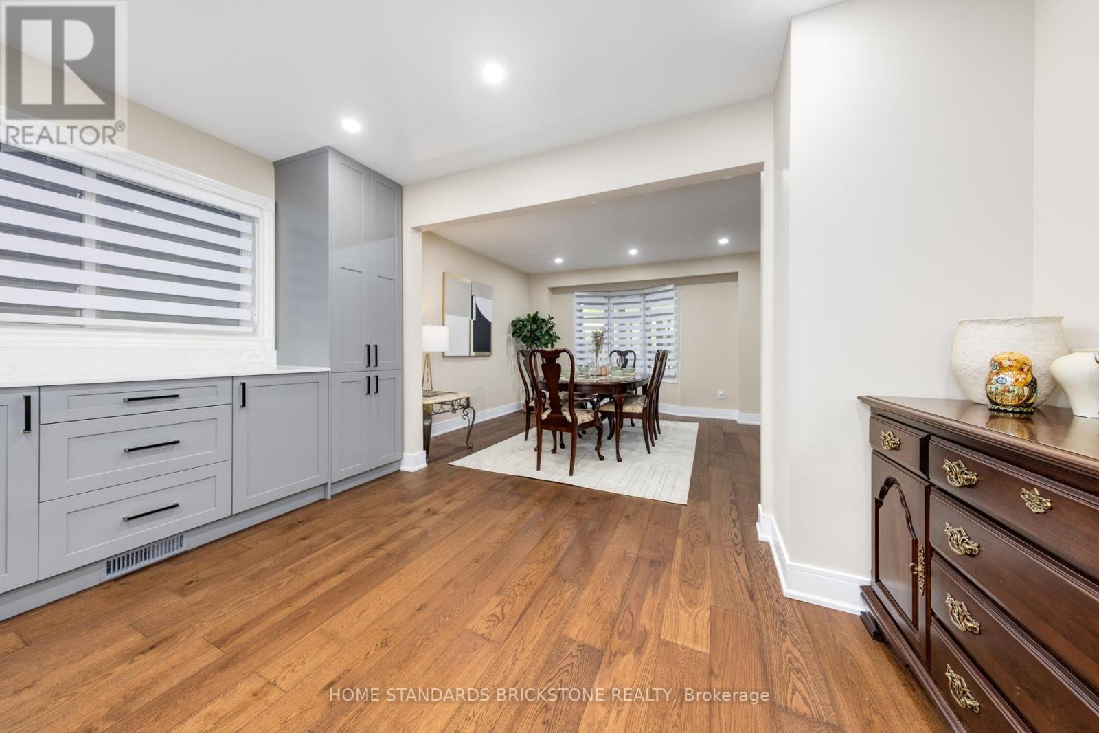 45 Spring Gate Boulevard, Vaughan, ON - Indoor