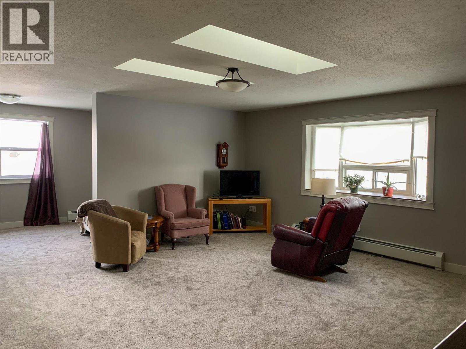 4803 46 Avenue, Pouce Coupe, BC - Indoor