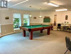 recreation room -