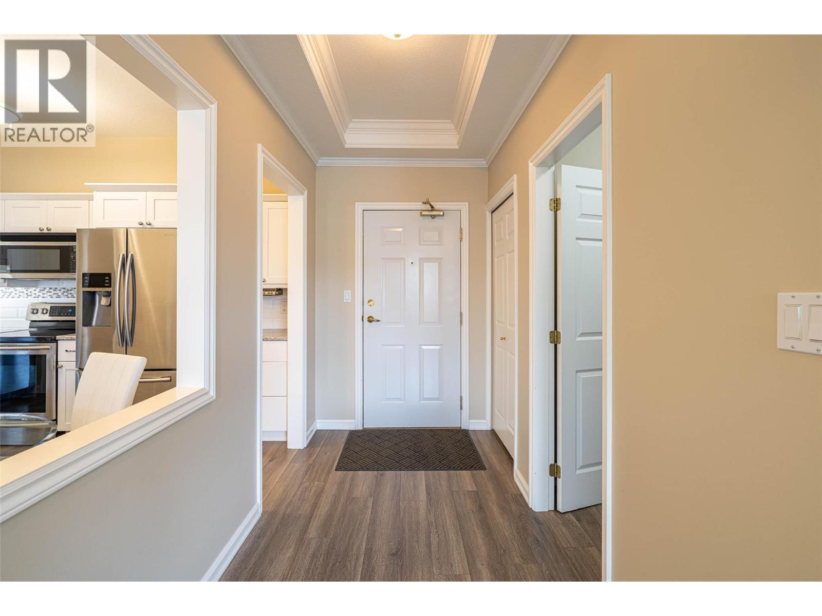 entrance door from the hallway - 3300 Centennial Drive Unit# 411, Vernon, BC - Indoor