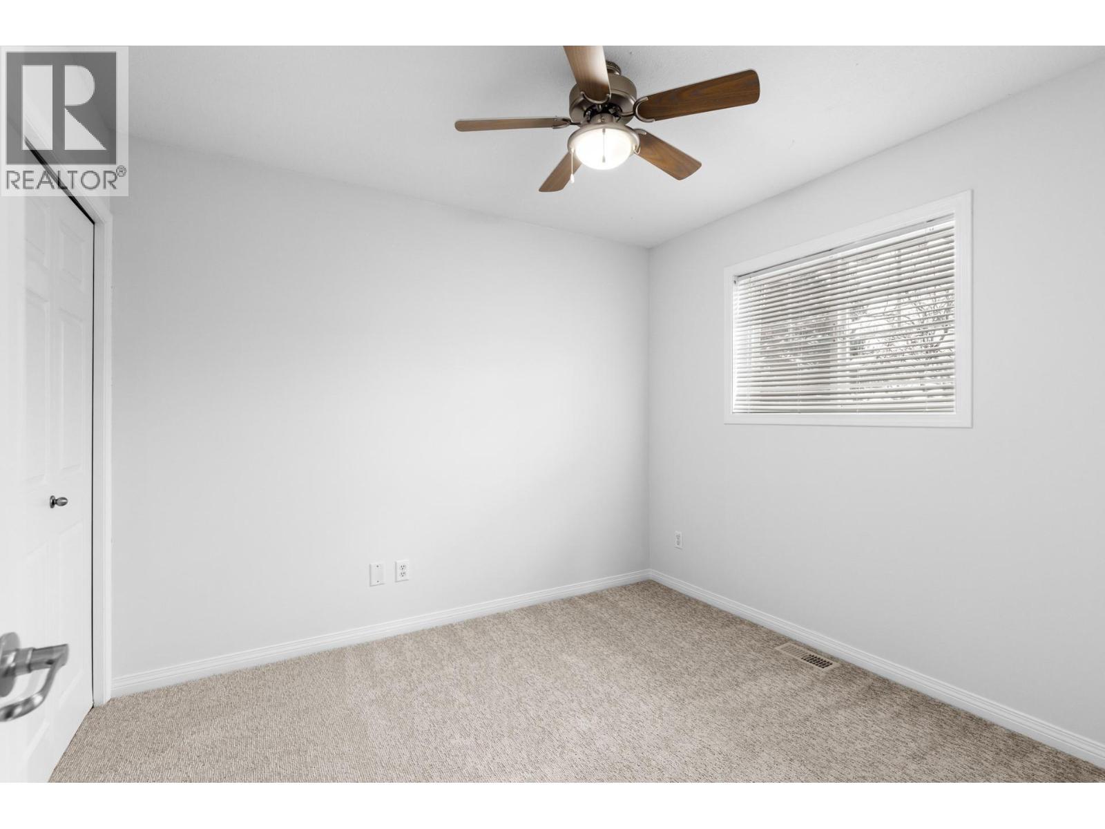 665 Cook Road Unit# 383, Kelowna, BC - Indoor Photo Showing Other Room