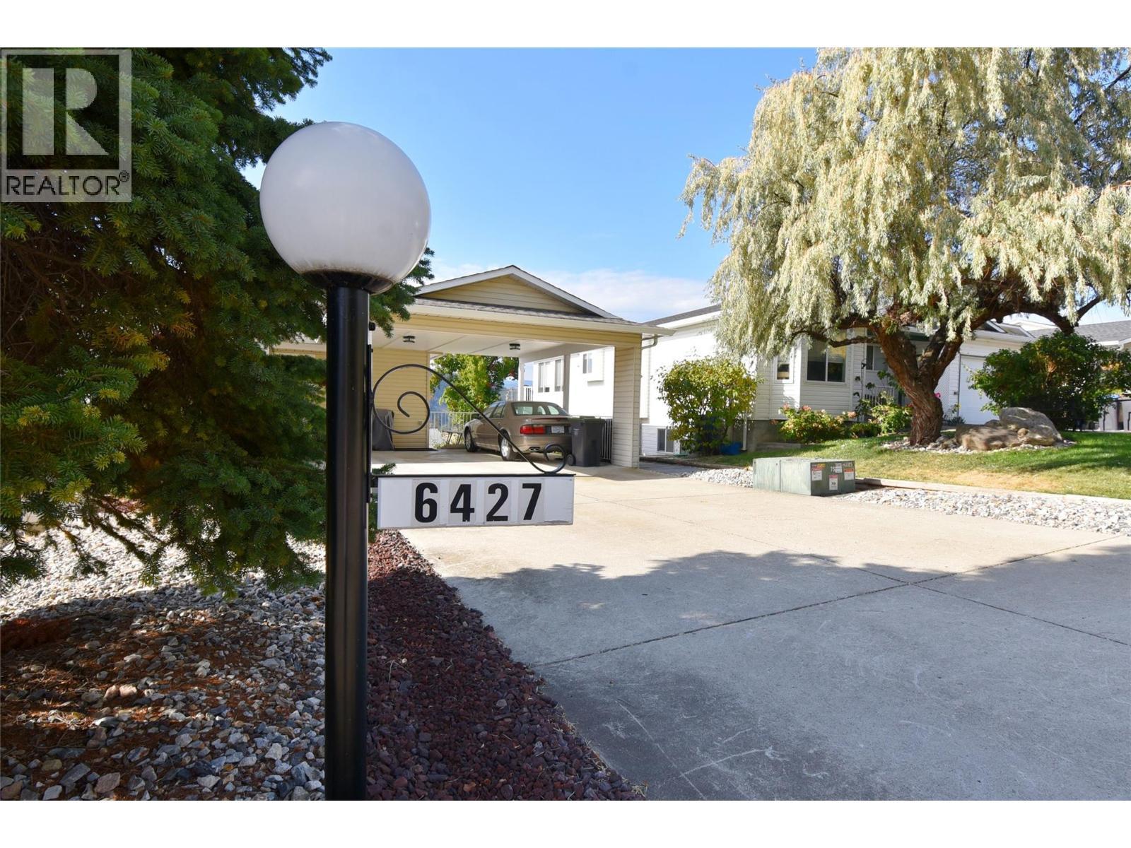 6427 Spencer Road, Kelowna, BC - Outdoor