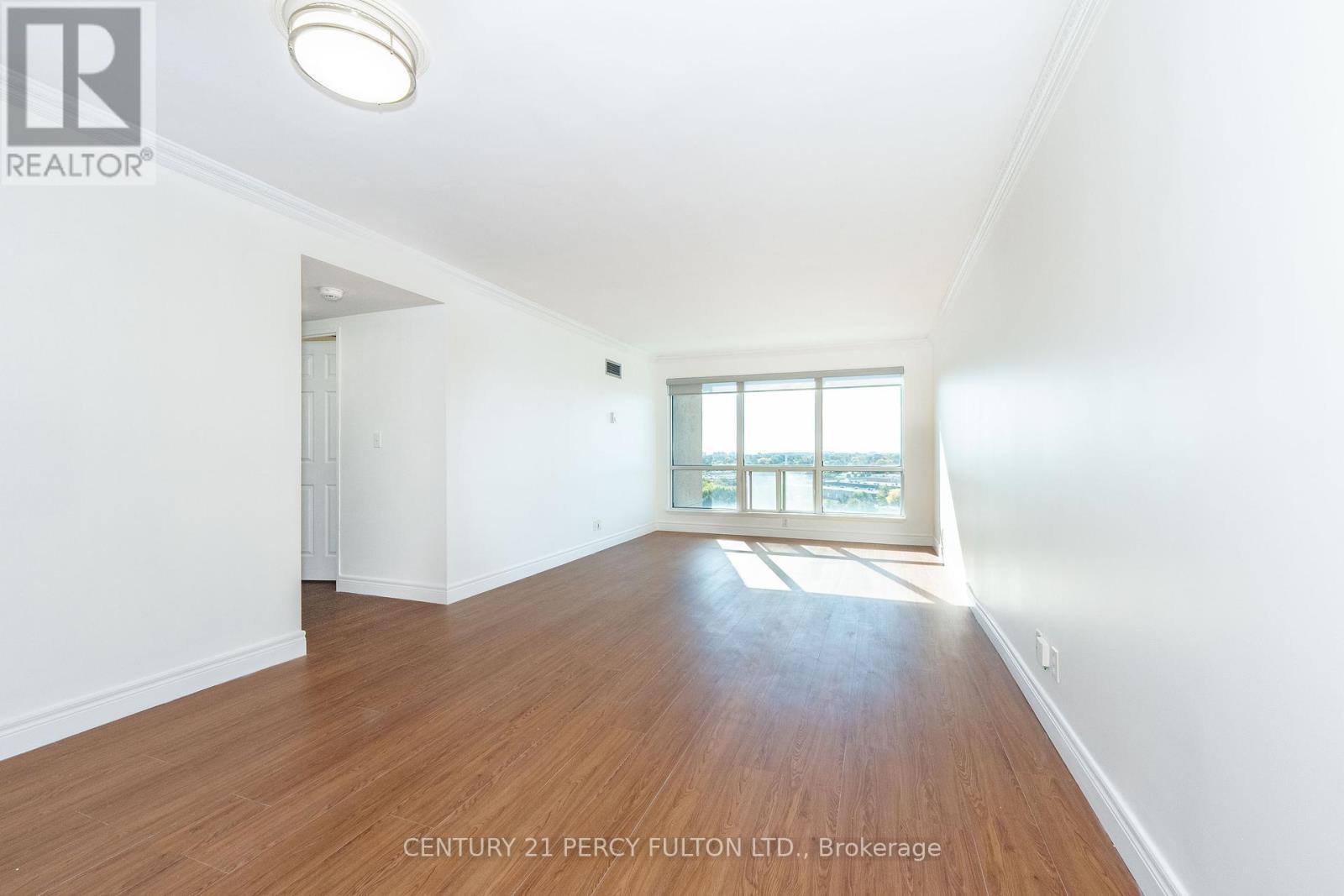 1007 - 8 Lee Centre Drive, Toronto, ON - Indoor Photo Showing Other Room