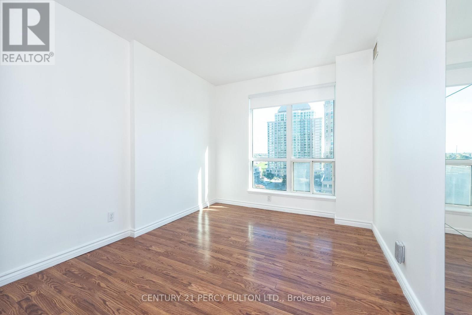 1007 - 8 Lee Centre Drive, Toronto, ON - Indoor Photo Showing Other Room