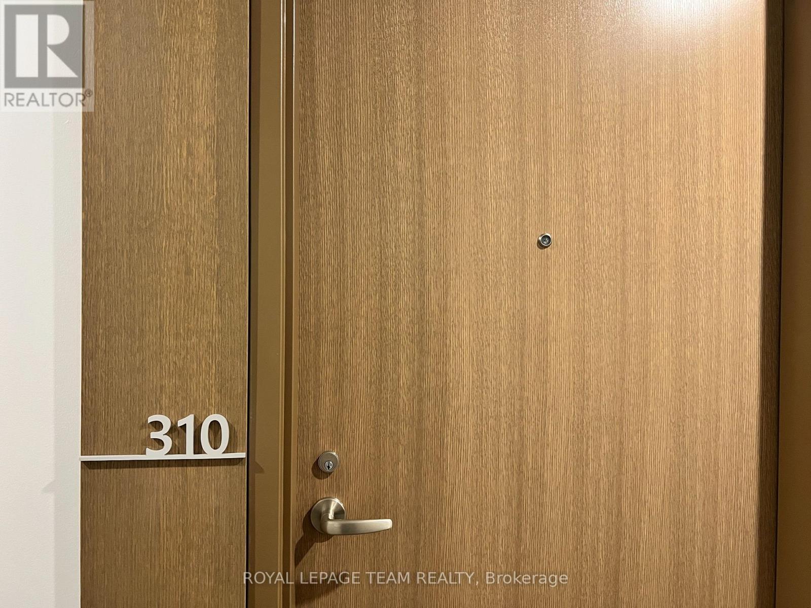 310 - 360 Deschatelets Avenue, Ottawa, ON - Indoor Photo Showing Other Room