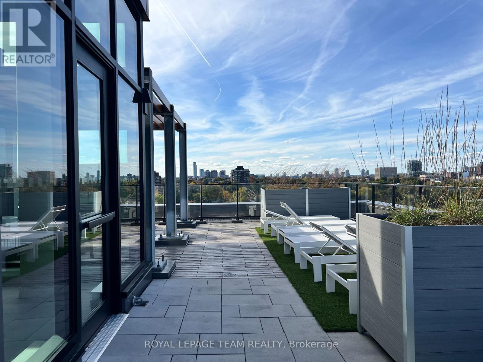 310 - 360 Deschatelets Avenue, Ottawa, ON - Outdoor