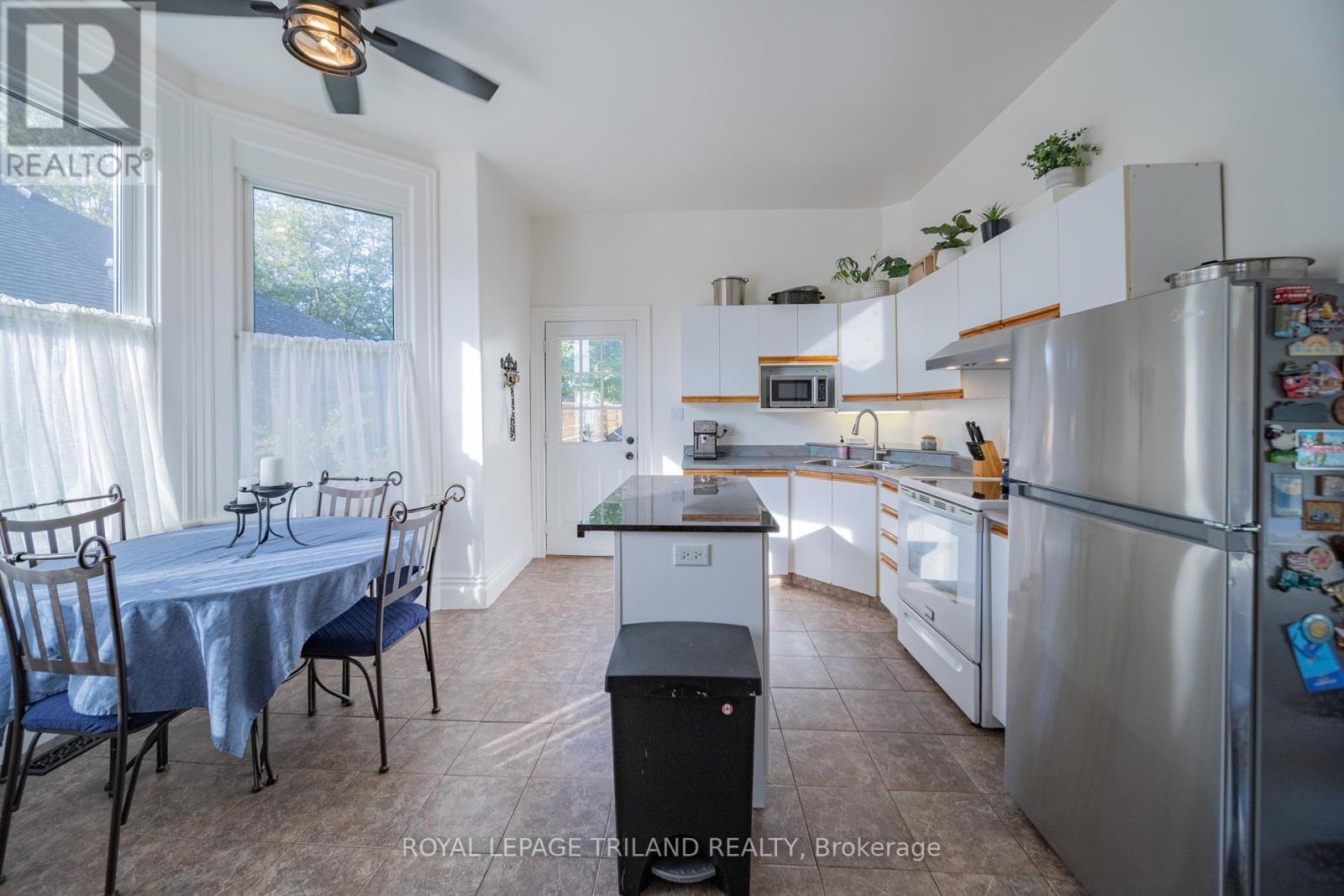 190 Emily Street, North Middlesex (Parkhill), ON - Indoor