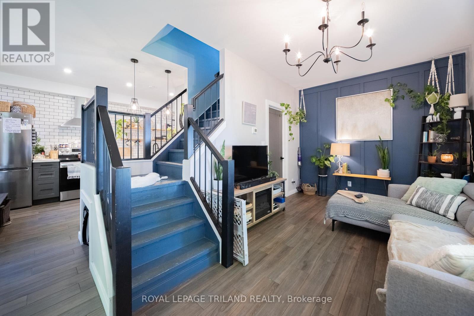 190 Emily Street, North Middlesex (Parkhill), ON - Indoor