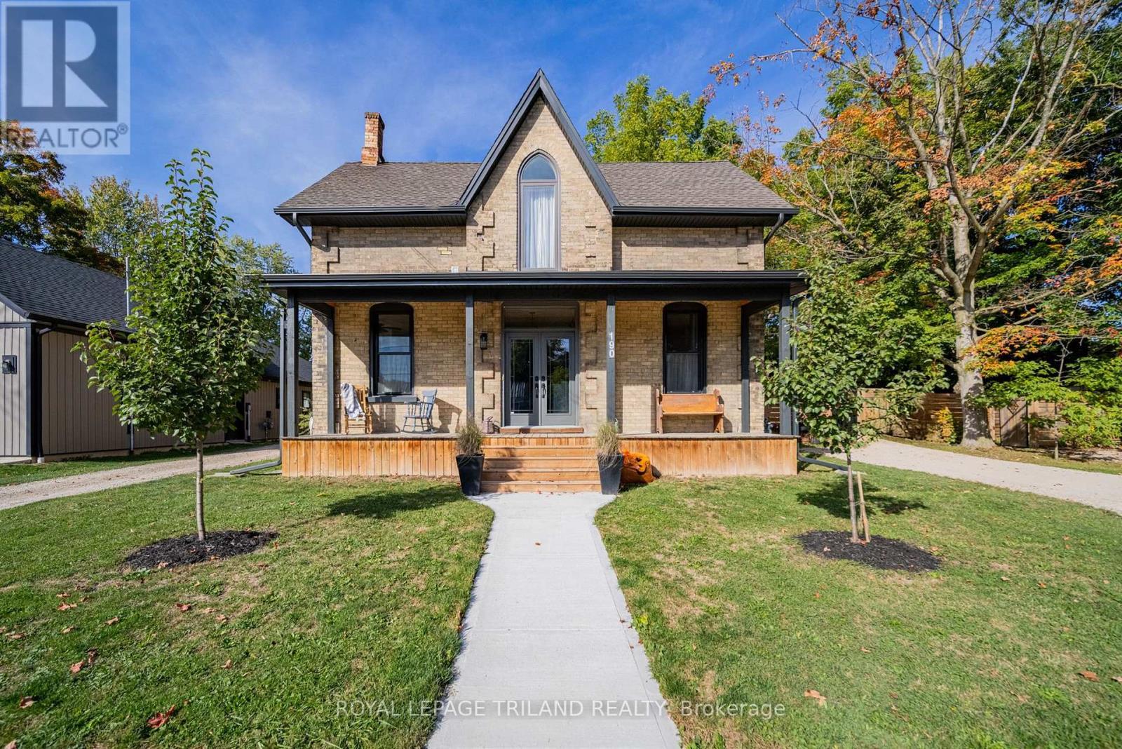 190 Emily Street, North Middlesex (Parkhill), ON - Outdoor With Deck Patio Veranda With Facade