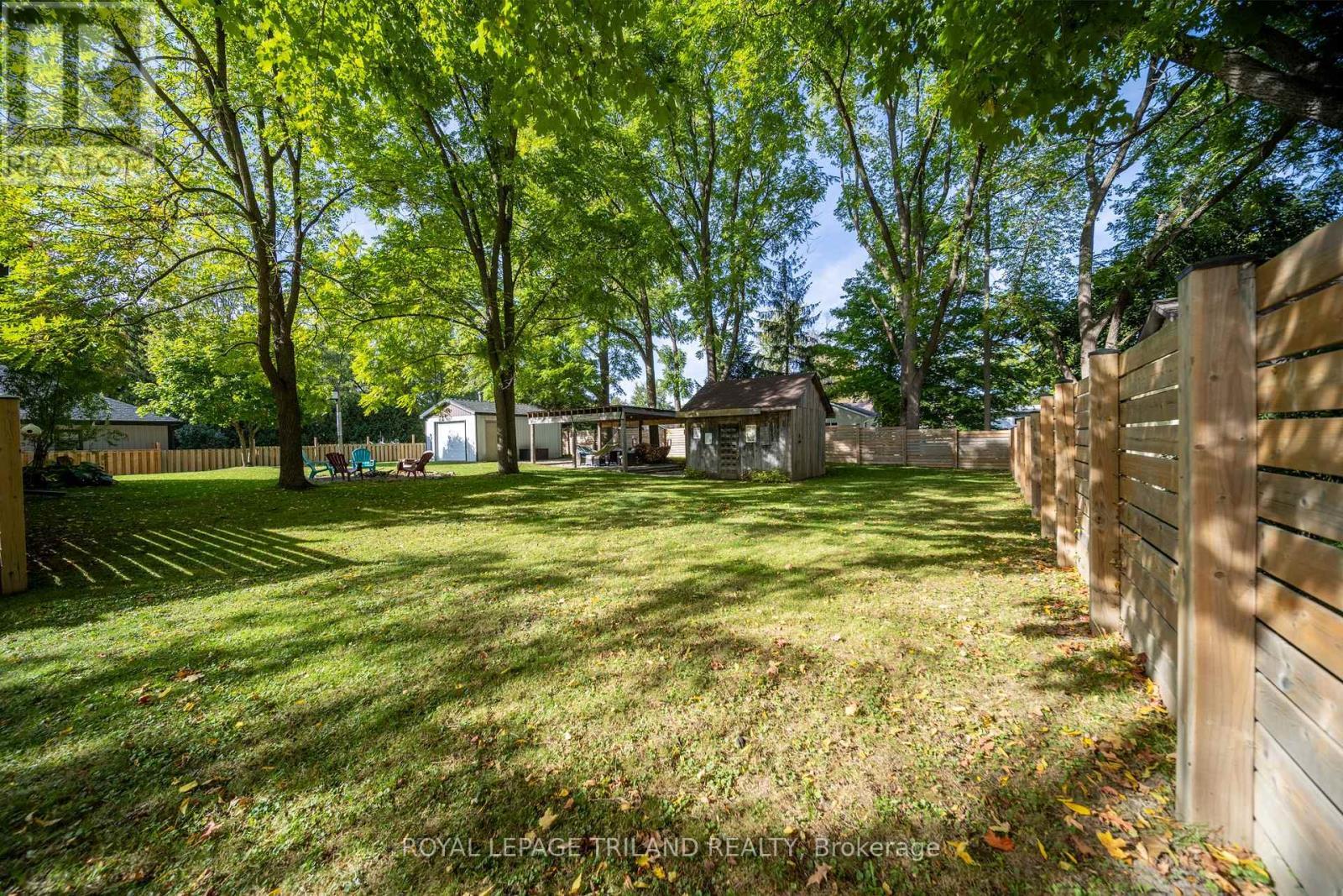 190 Emily Street, North Middlesex (Parkhill), ON - Outdoor