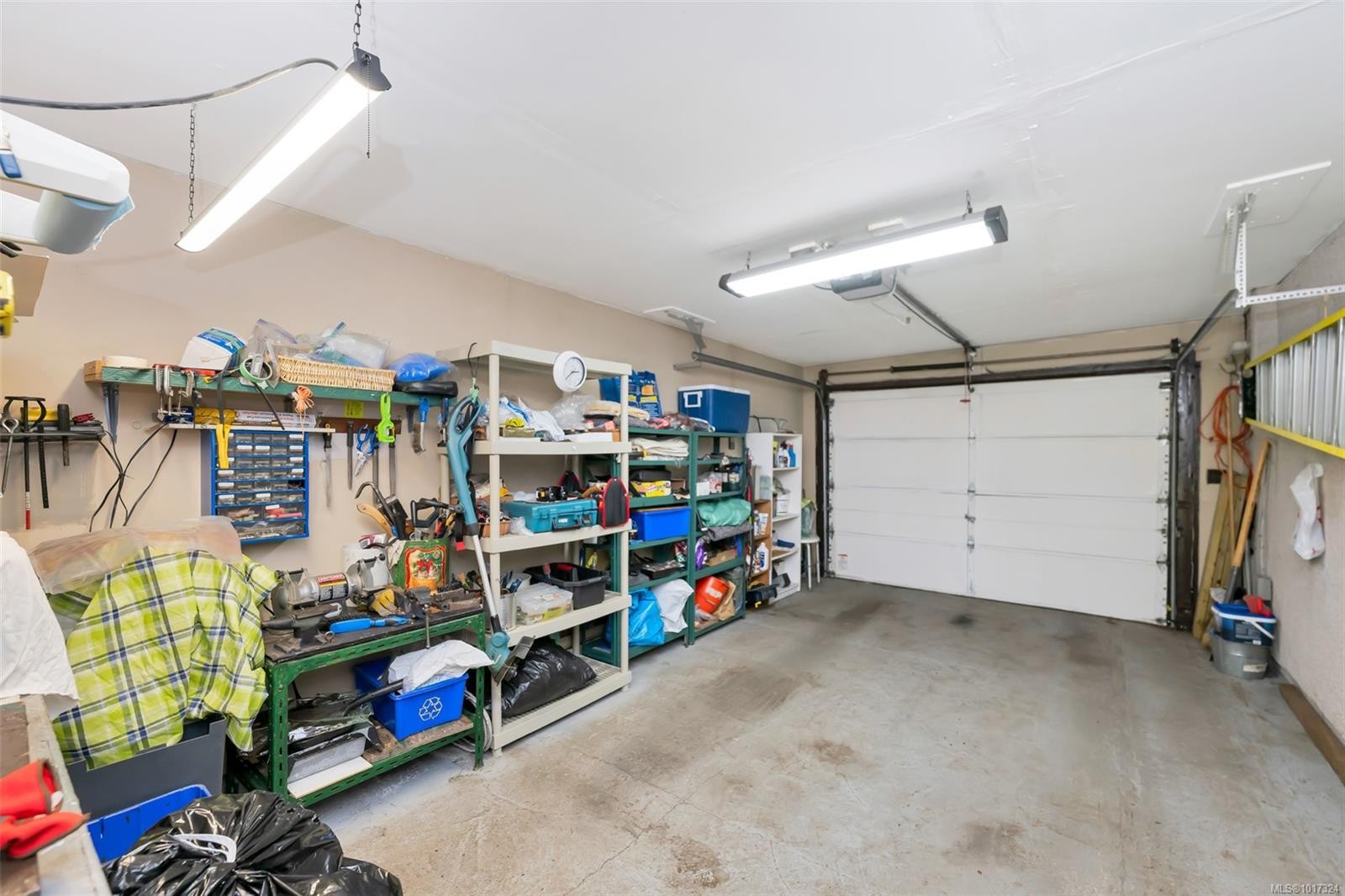 1028 Jenkins Ave, Langford, BC