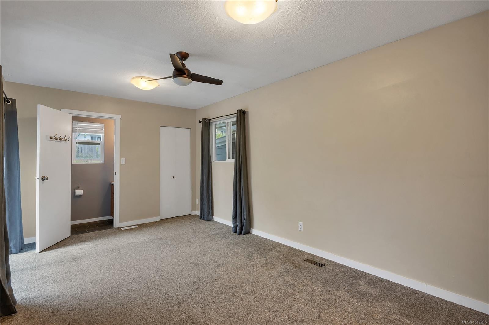 736 Nancy Greene Dr, Campbell River, BC