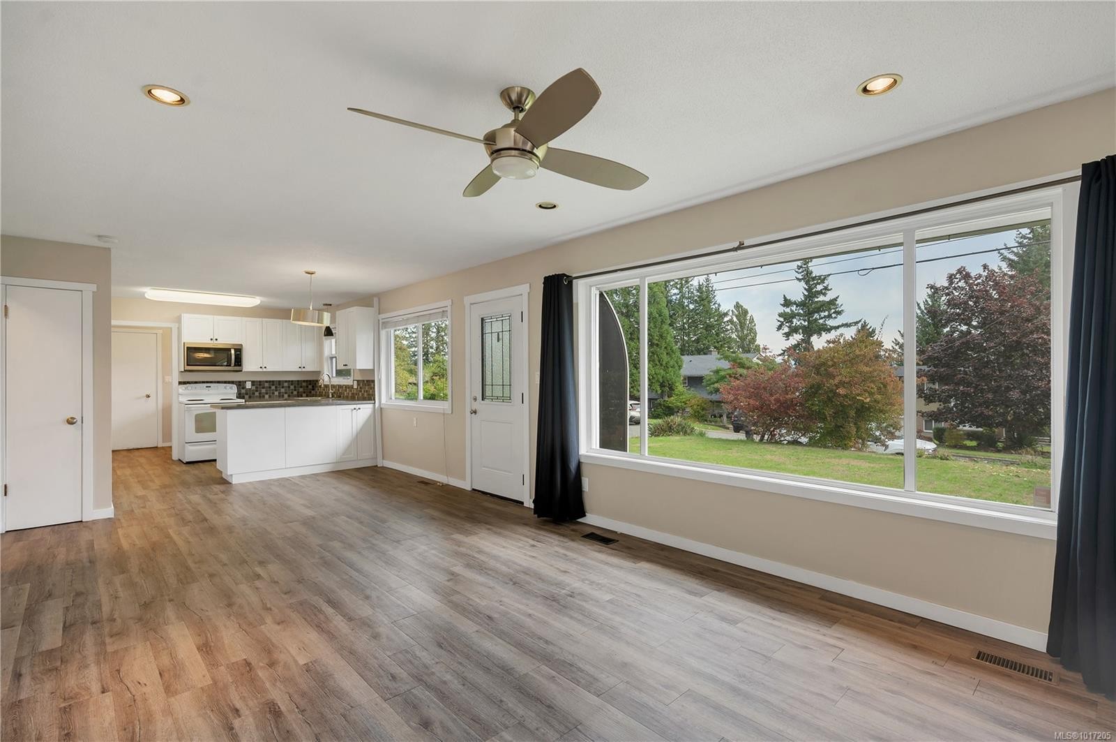 736 Nancy Greene Dr, Campbell River, BC