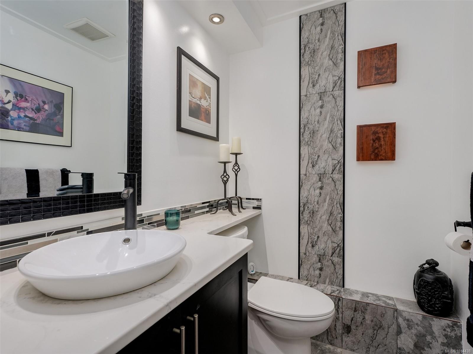 727 Paskin Way, Saanich, BC