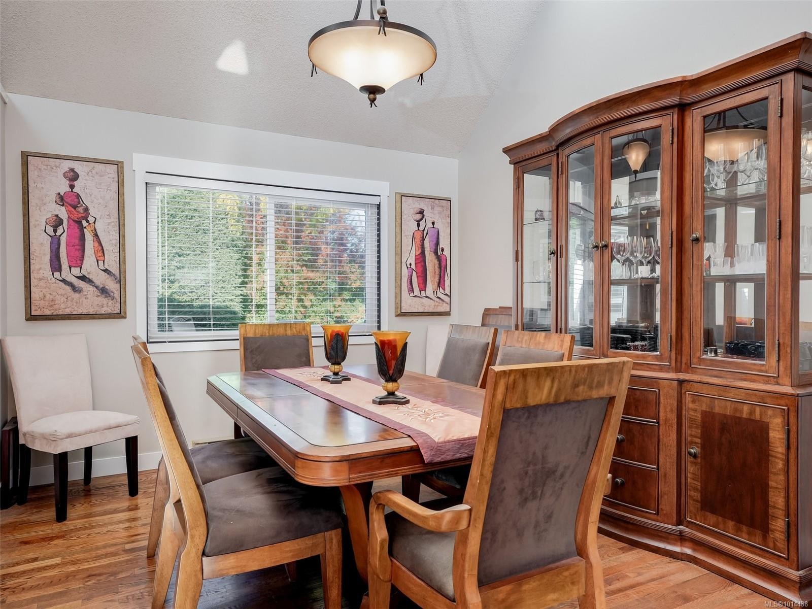 727 Paskin Way, Saanich, BC