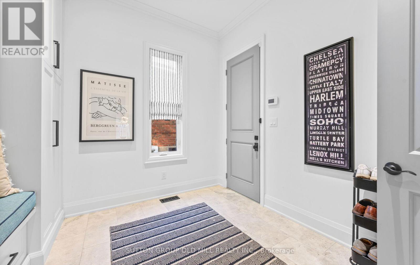 8 Cumberland Drive, Mississauga, ON - Indoor Photo Showing Other Room