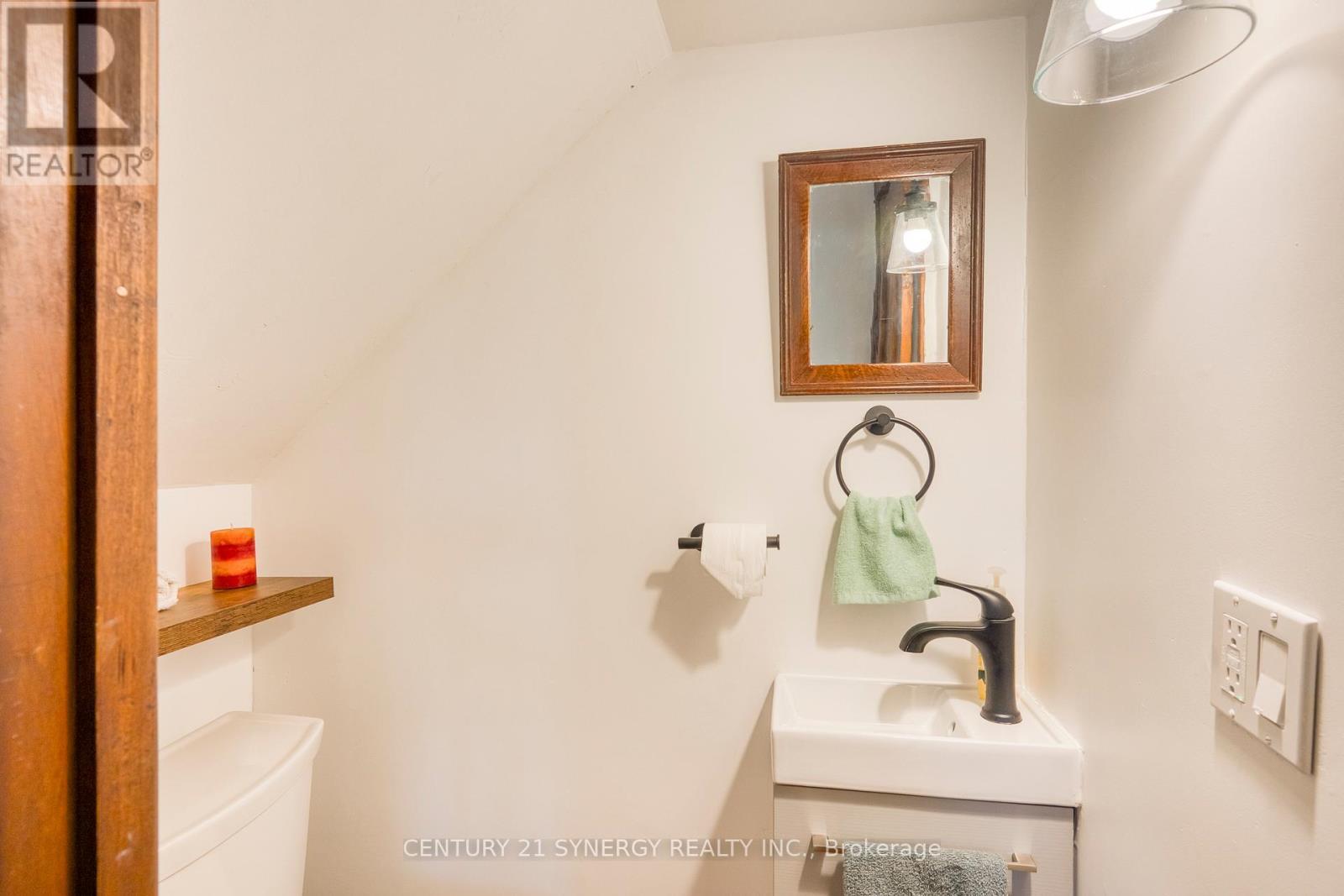 713 Rutherford Side Road, Tay Valley, ON