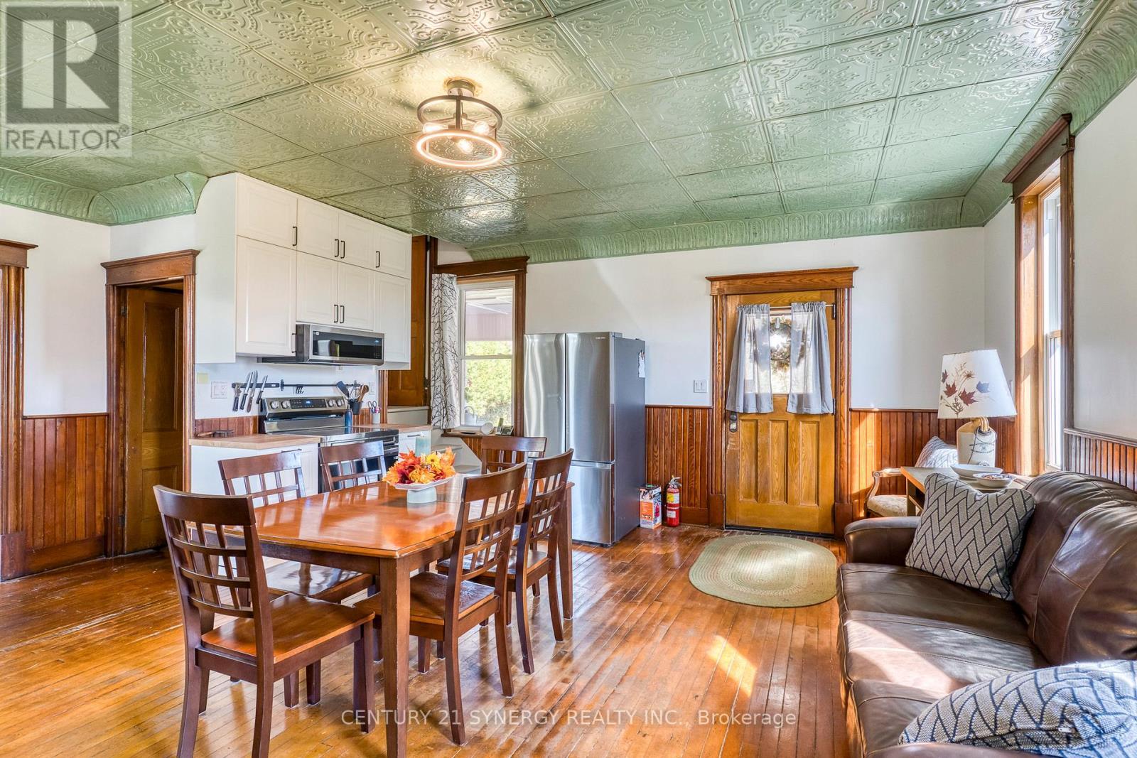 713 Rutherford Side Road, Tay Valley, ON