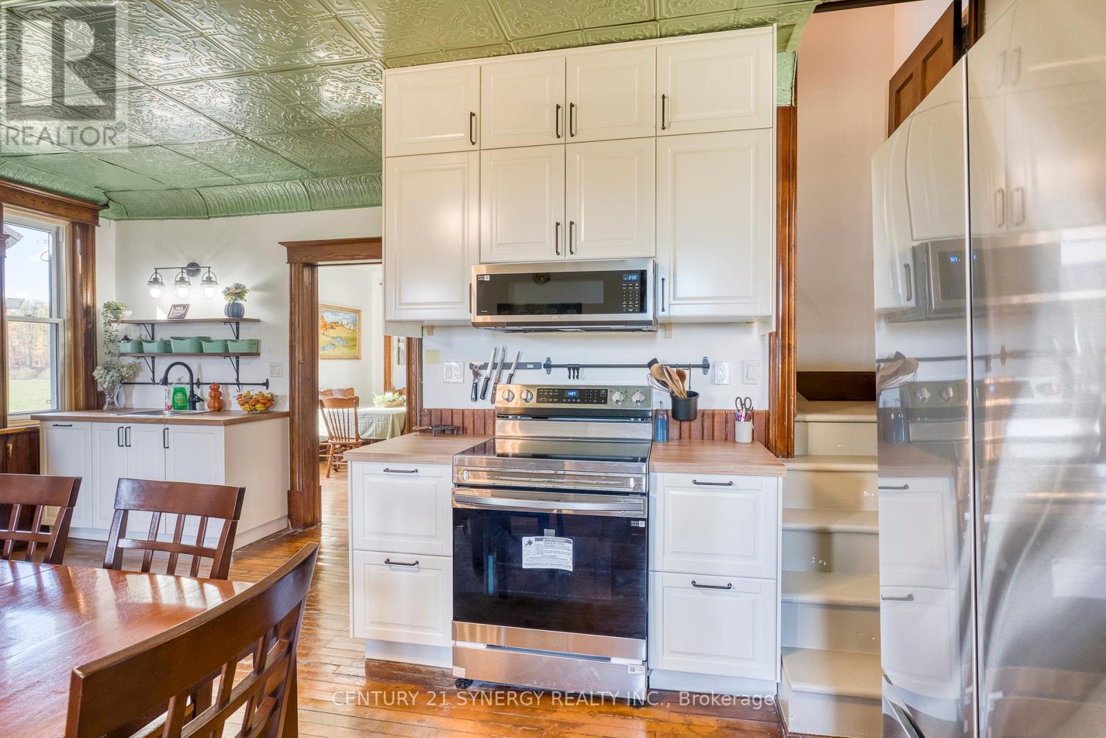 713 Rutherford Side Road, Tay Valley, ON