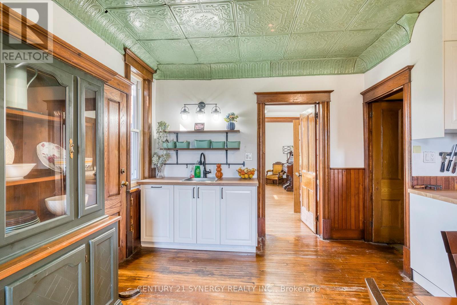 713 Rutherford Side Road, Tay Valley, ON