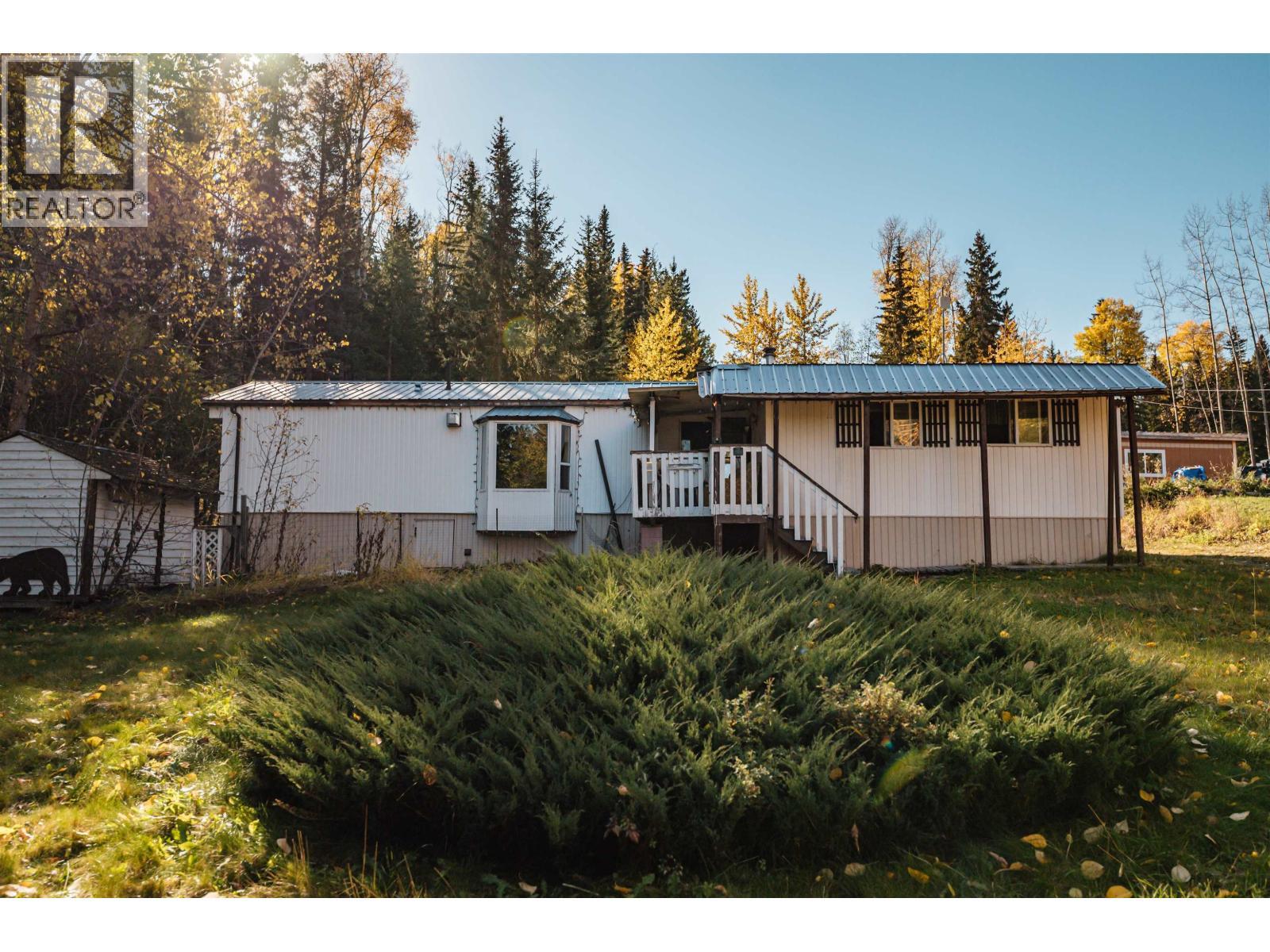 6388 Mulligan Drive, 100 Mile House, BC - Outdoor