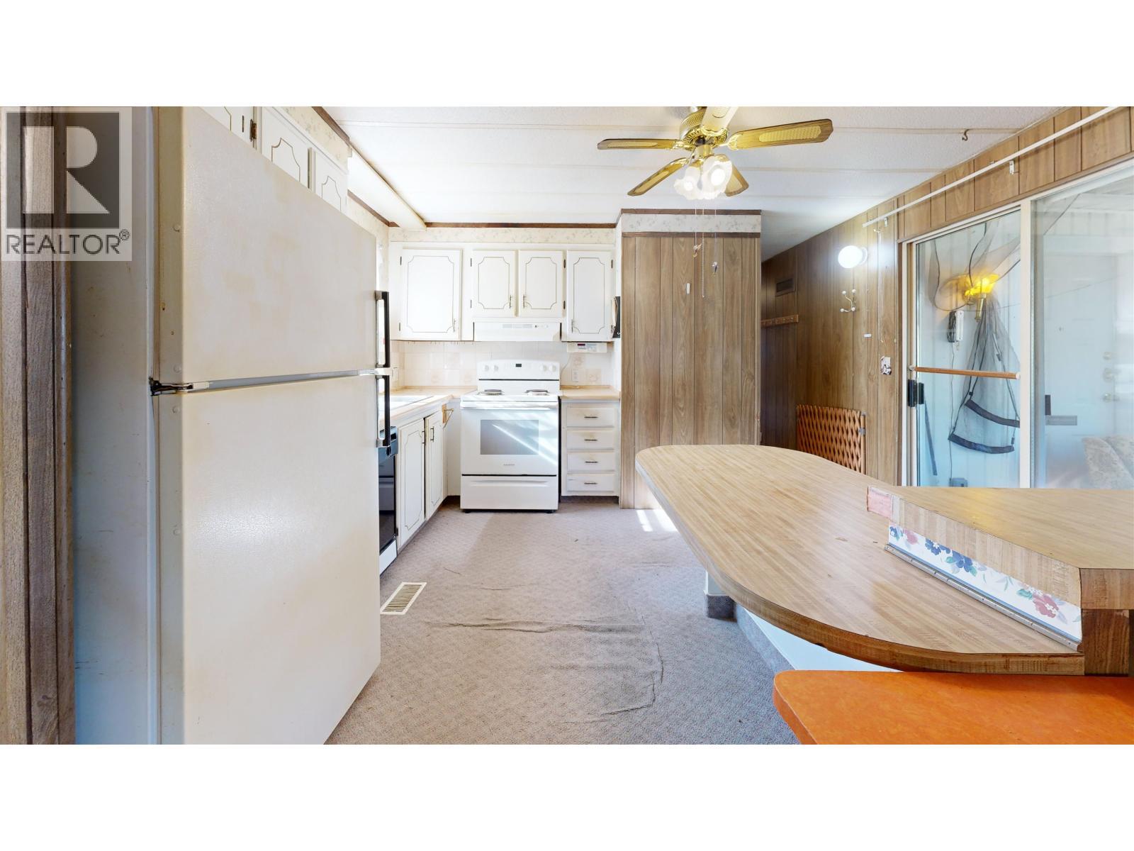 6388 Mulligan Drive, 100 Mile House, BC - Indoor Photo Showing Other Room