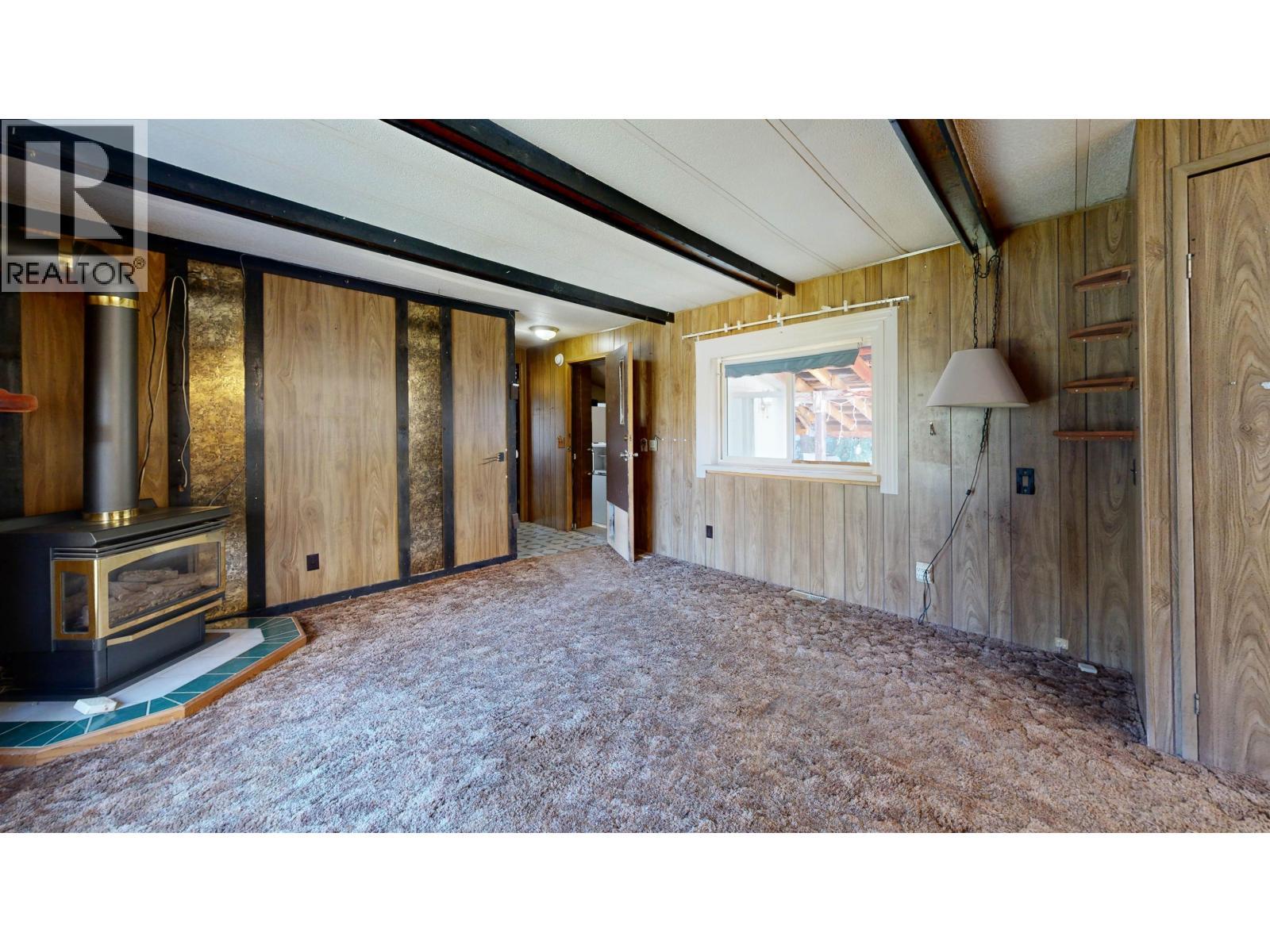 6388 Mulligan Drive, 100 Mile House, BC - Indoor Photo Showing Other Room