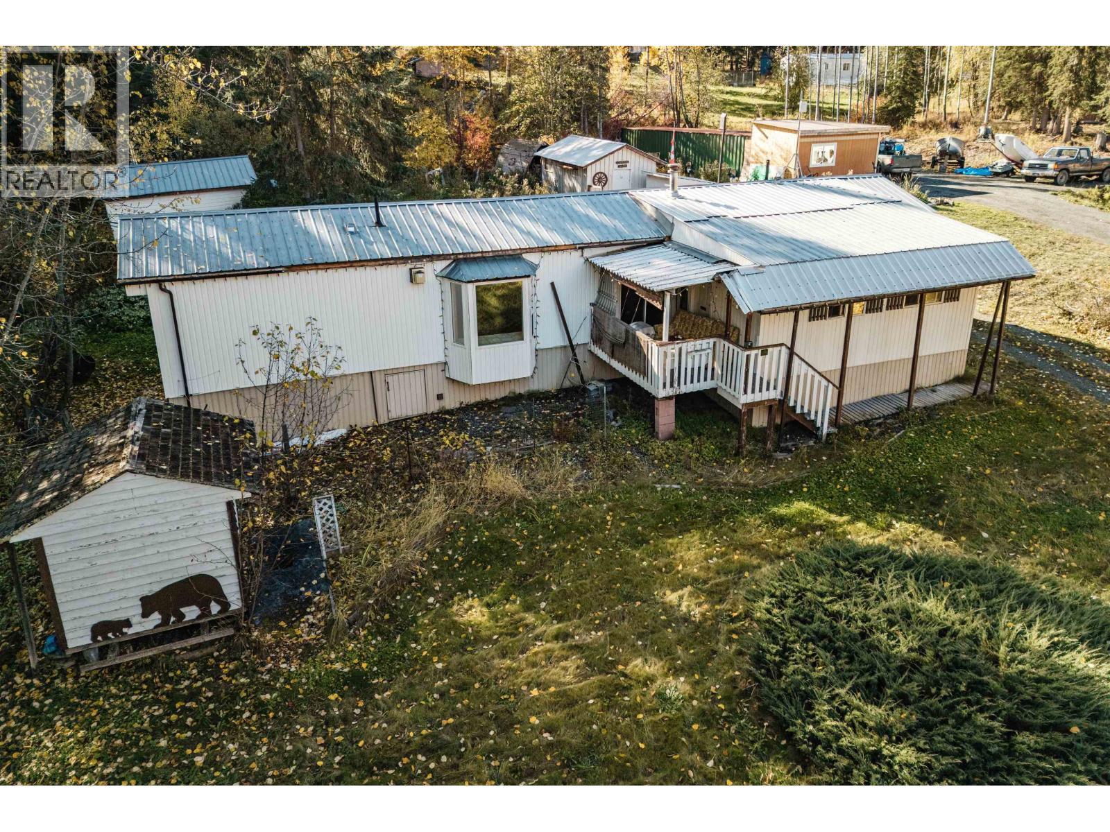 6388 Mulligan Drive, 100 Mile House, BC - Outdoor