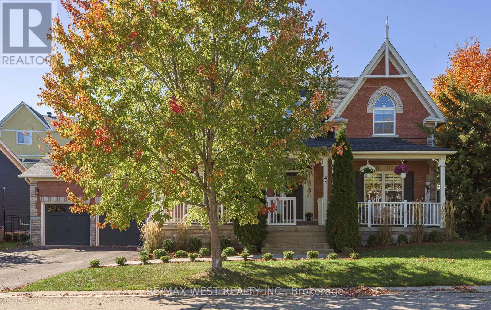 41 North Riverdale Drive, Caledon, ON - Outdoor With Deck Patio Veranda With Facade