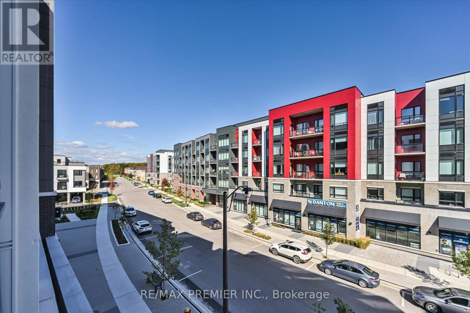 324 - 3250 Carding Mill Trail, Oakville, ON - Outdoor With Balcony