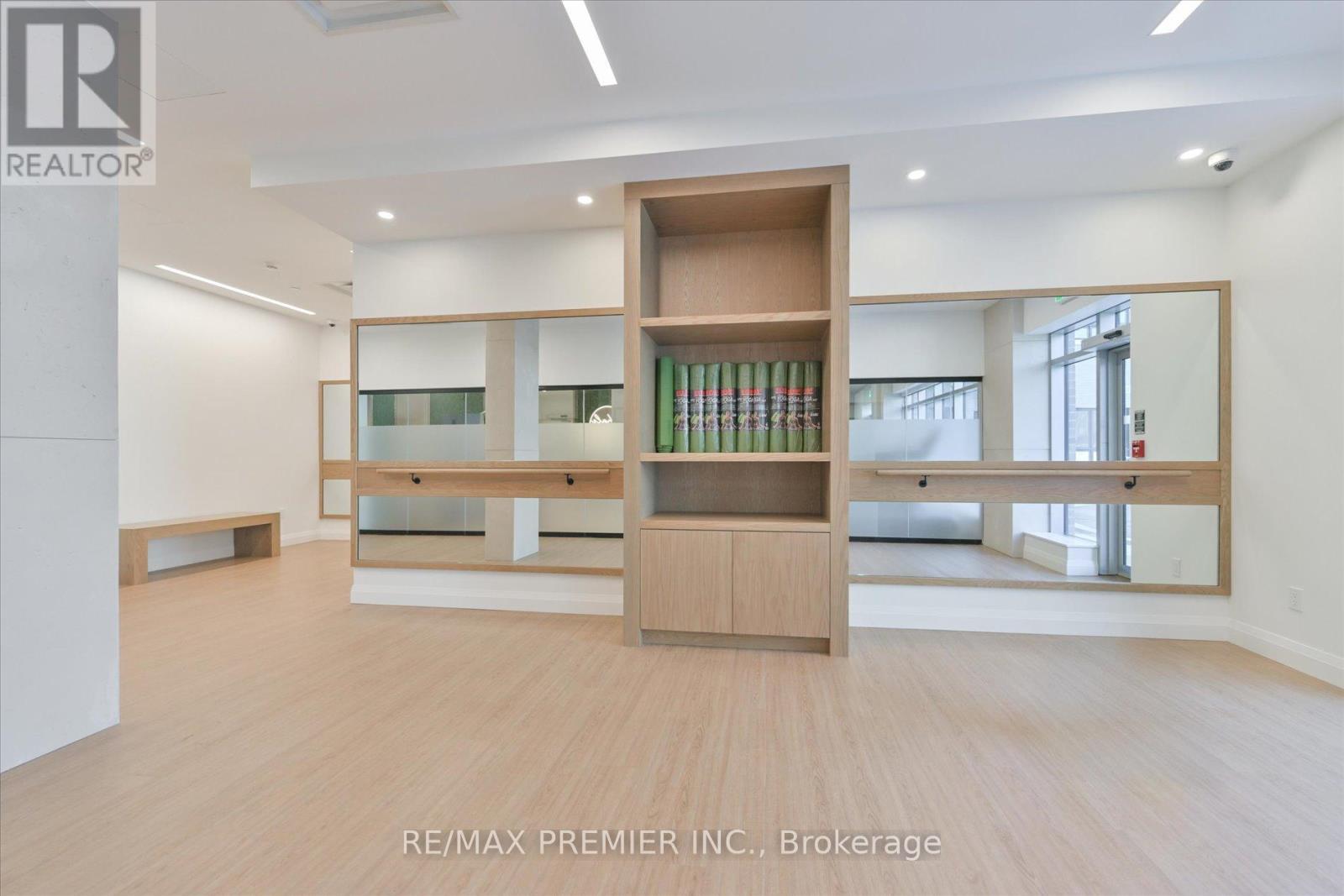 324 - 3250 Carding Mill Trail, Oakville, ON - Indoor Photo Showing Other Room