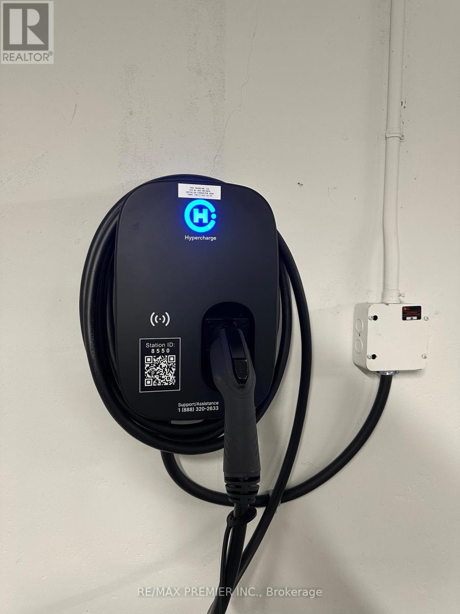 324 - 3250 Carding Mill Trail, Oakville, ON - Indoor Photo Showing Other Room