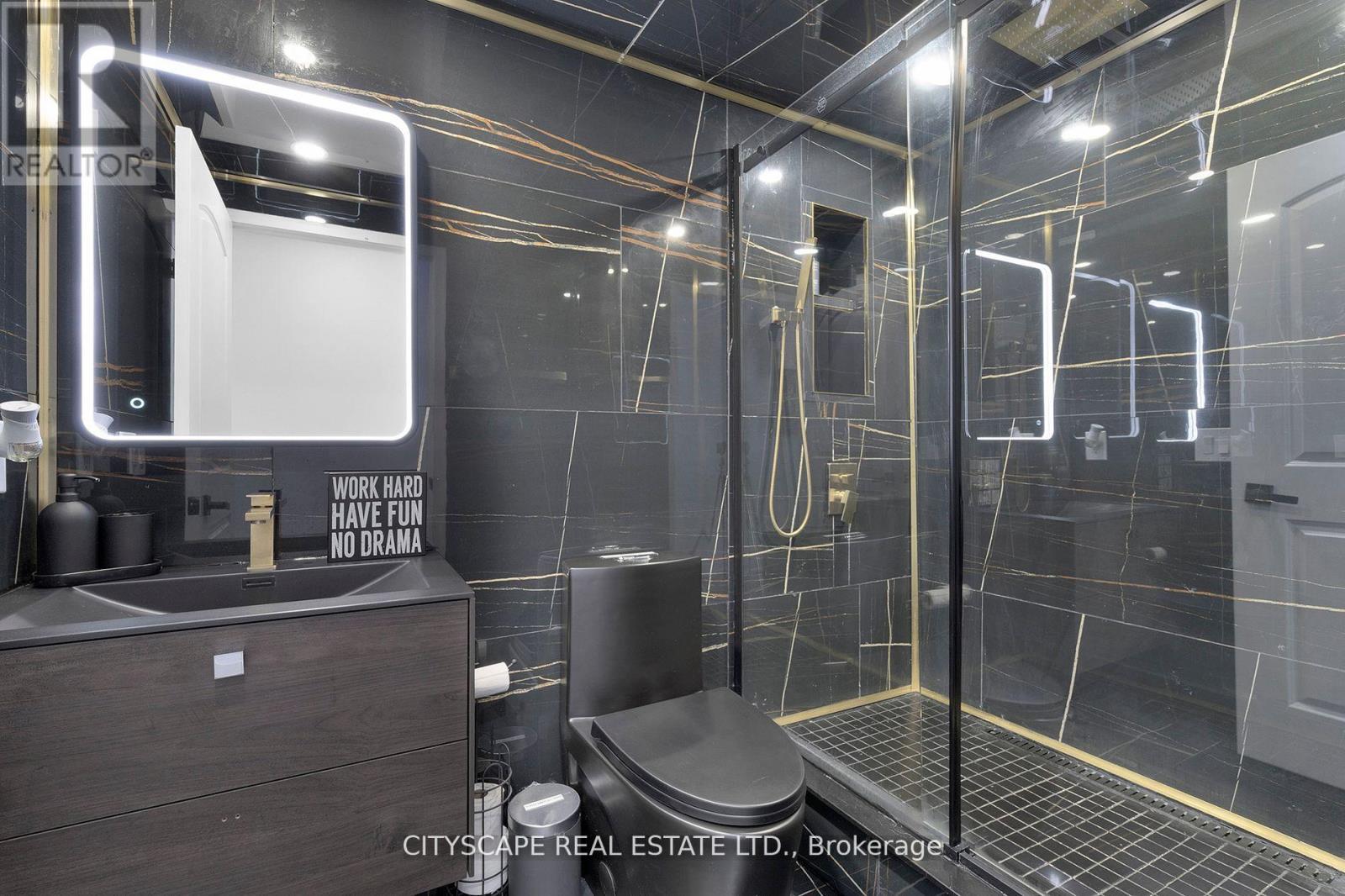 2308 - 3 Navy Wharf Court N, Toronto, ON - Indoor Photo Showing Bathroom