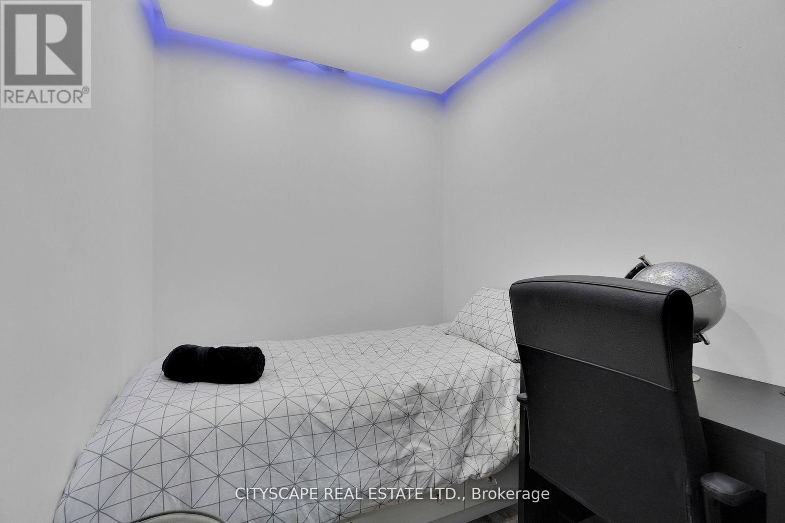 2308 - 3 Navy Wharf Court N, Toronto, ON - Indoor