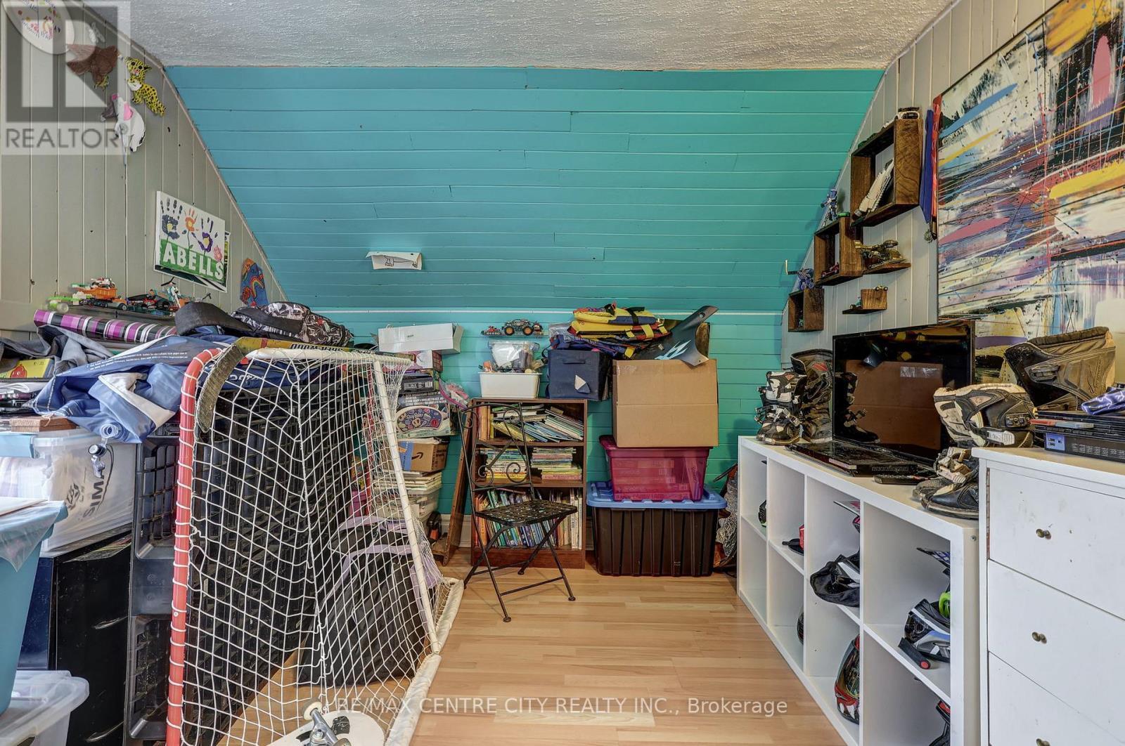 270 Ross Street, St. Thomas, ON -