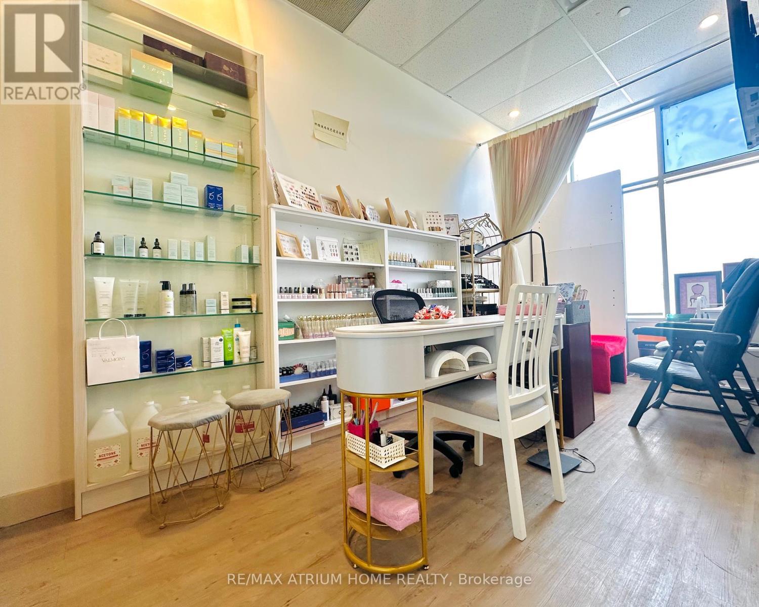 18 - 21 Fairburn Drive, Markham, ON