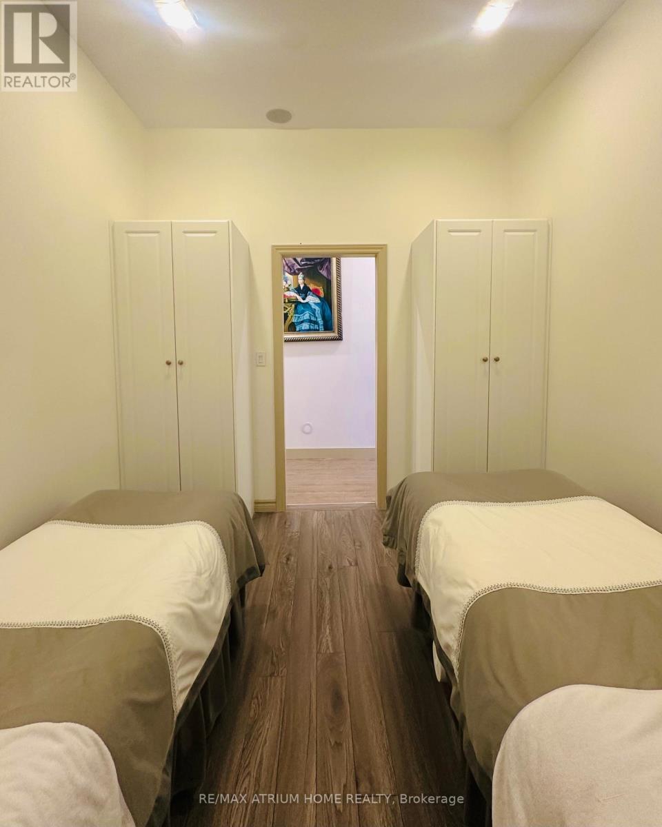 18 - 21 Fairburn Drive, Markham, ON