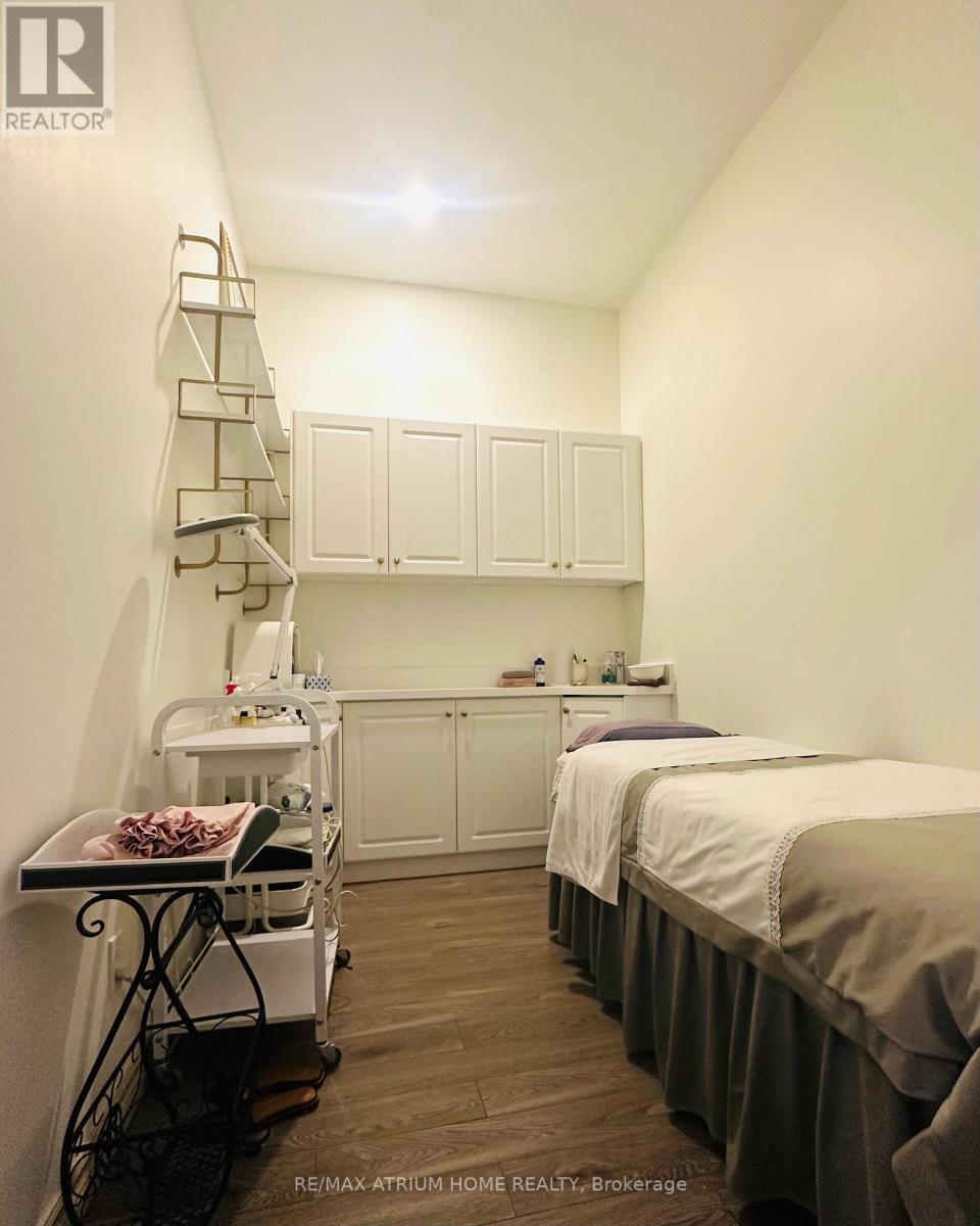 18 - 21 Fairburn Drive, Markham, ON