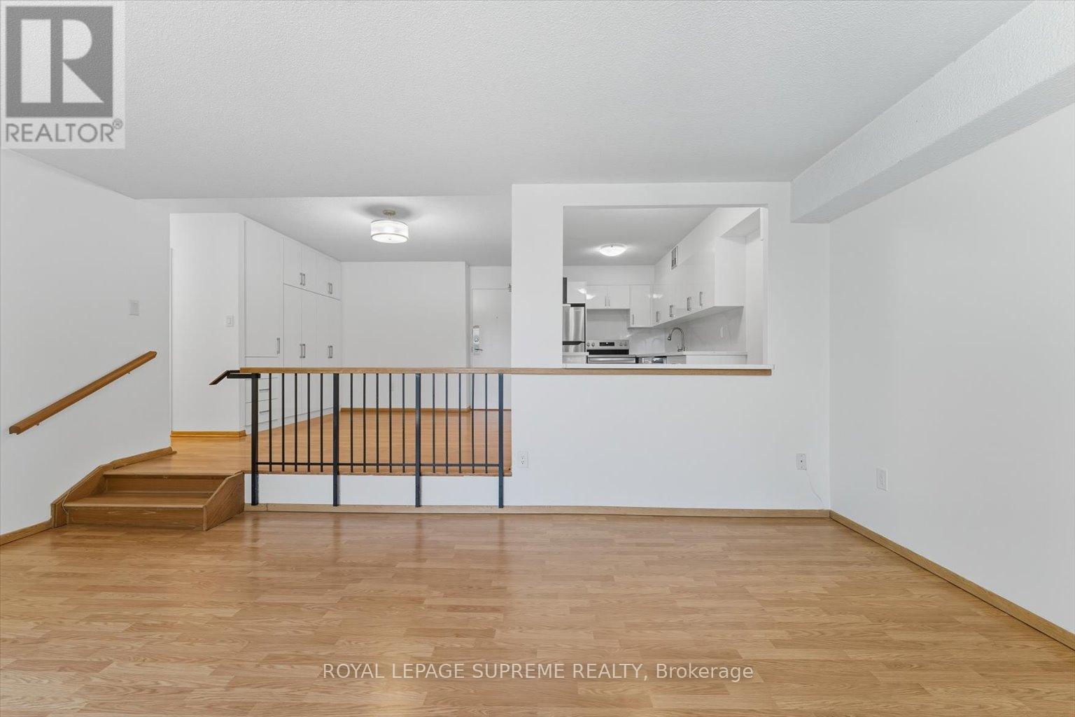 107 - 270 Scarlett Road, Toronto, ON - Indoor Photo Showing Other Room