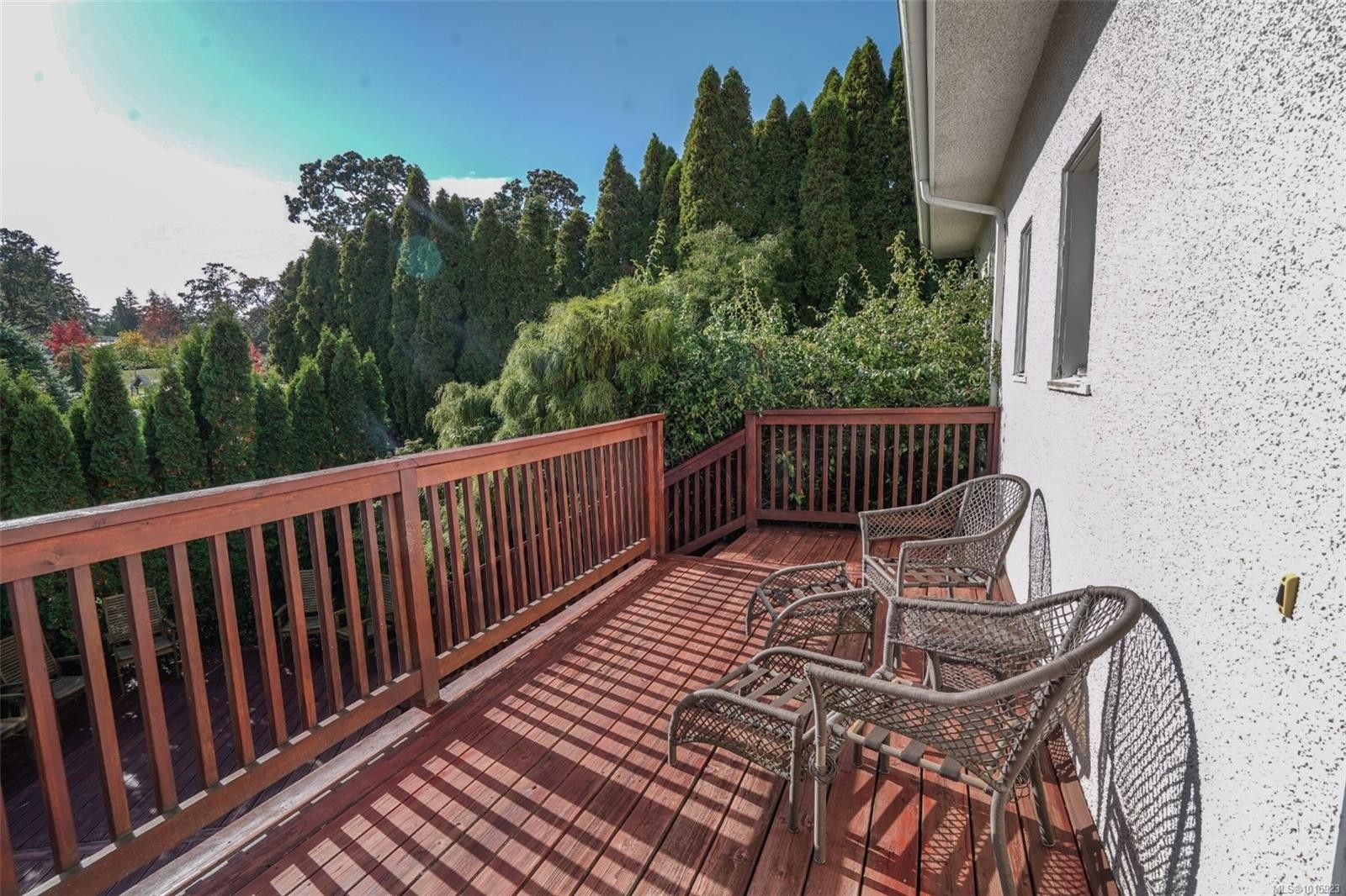 1295 Santa Rosa Ave, Saanich, BC